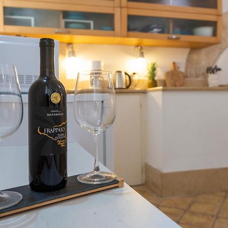 Marco'S House - Apartment Ortigia Wifi Syracuse Bagian luar foto