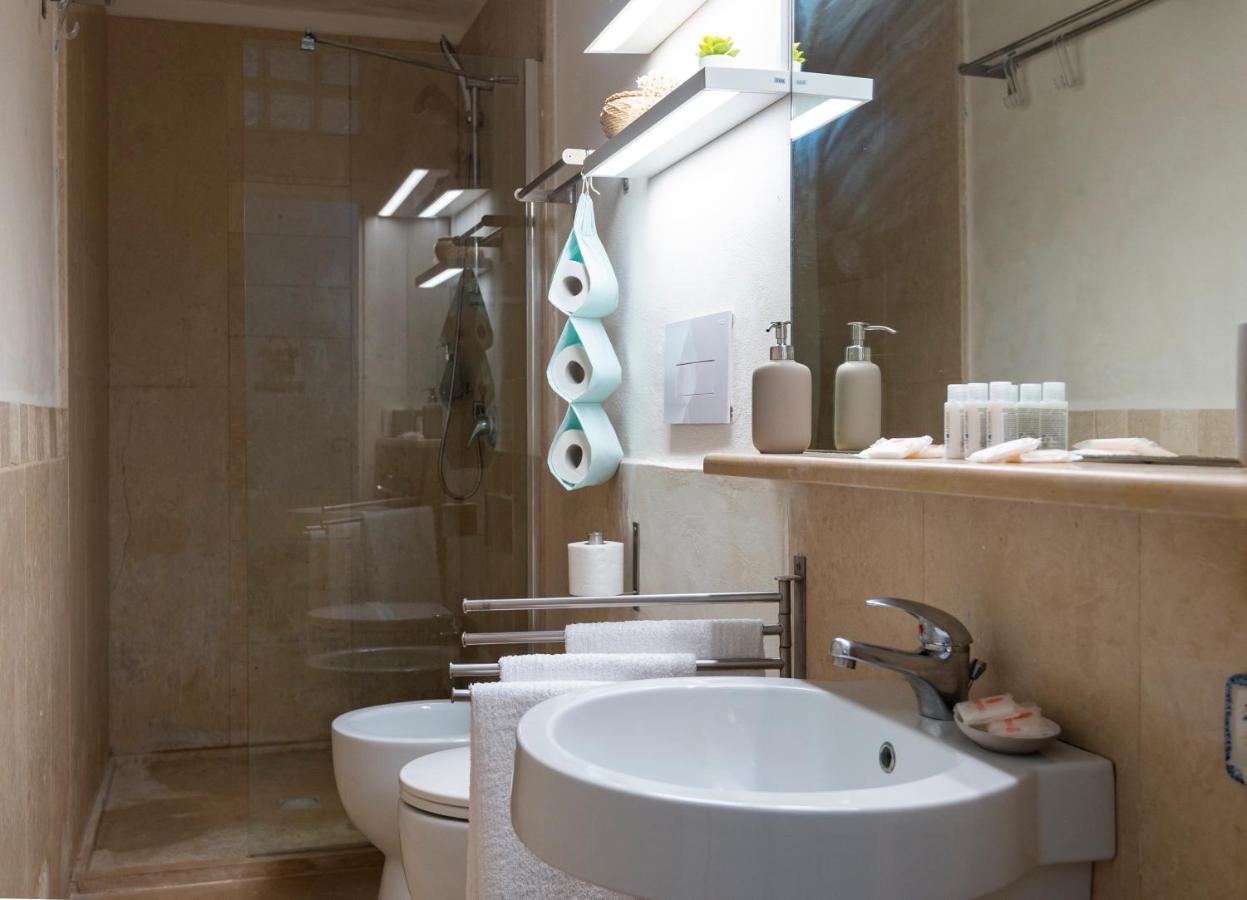 Marco'S House - Apartment Ortigia Wifi Syracuse Bagian luar foto