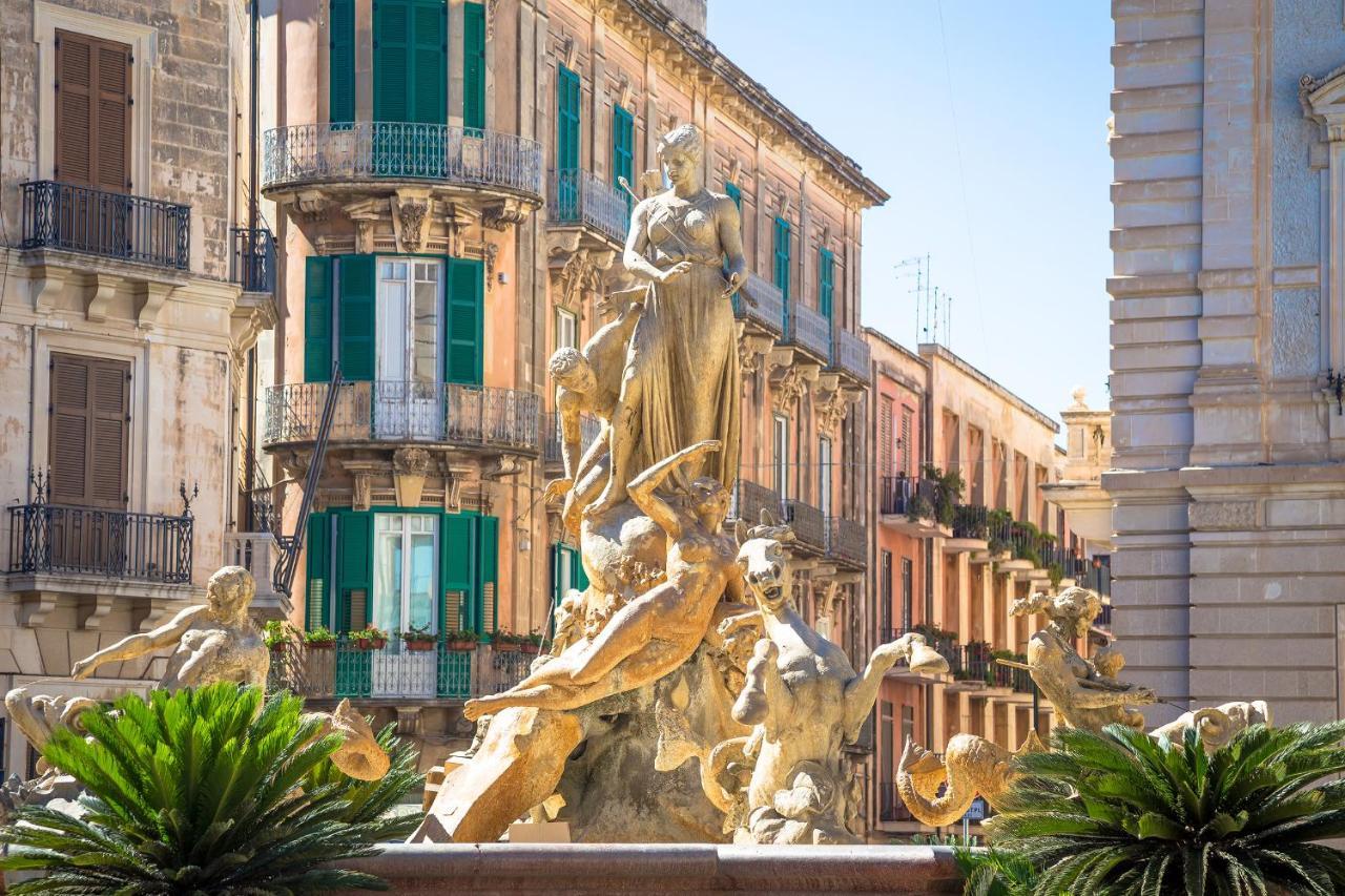 Marco'S House - Apartment Ortigia Wifi Syracuse Bagian luar foto